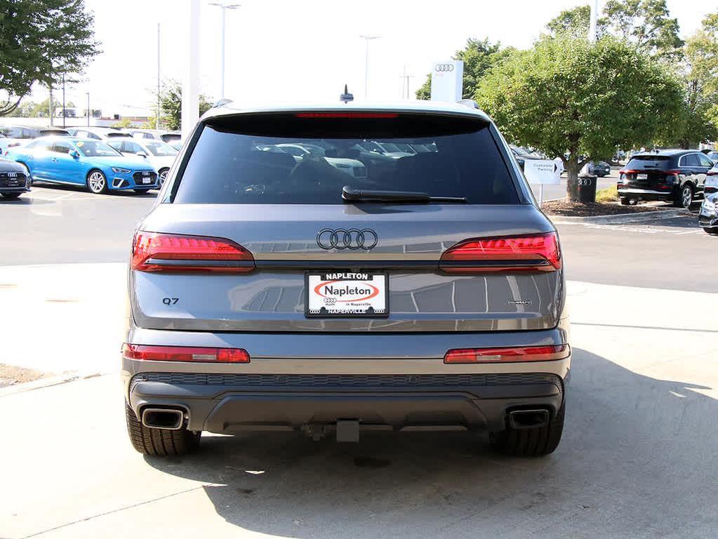 new 2026 Audi Q7 car, priced at $78,295