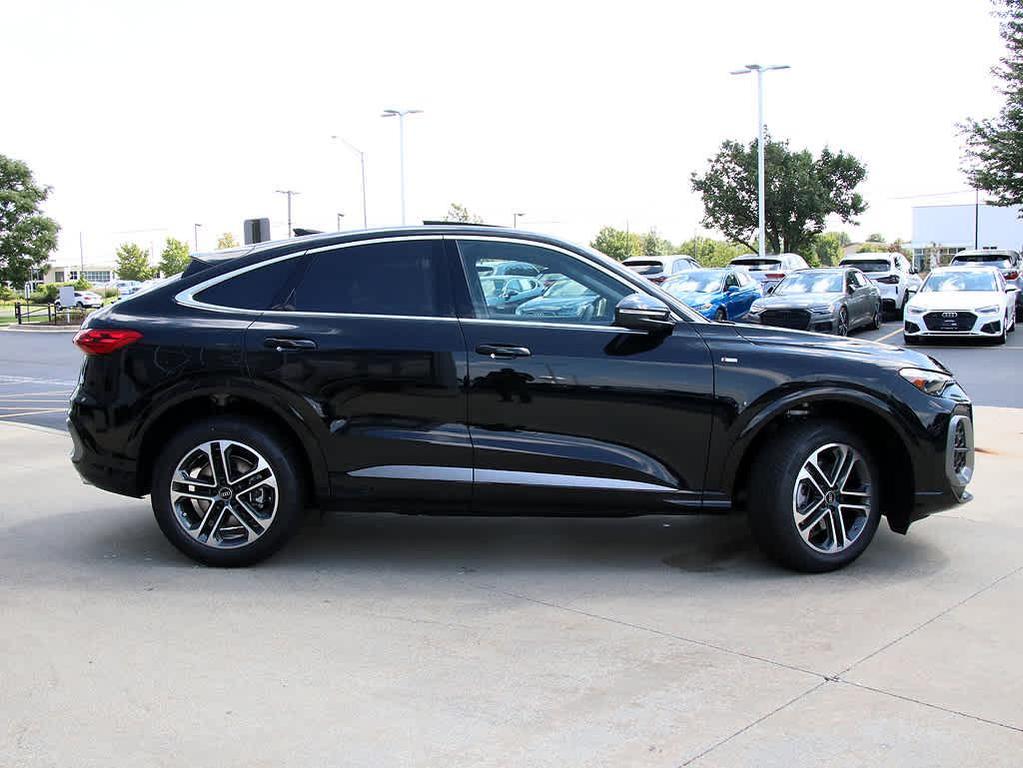 new 2025 Audi Q5 Sportback car, priced at $60,680