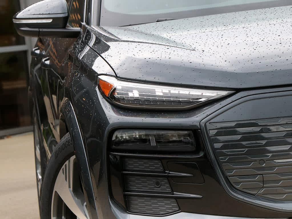 new 2025 Audi Q6 e-tron car, priced at $72,713