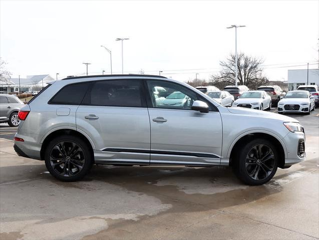 new 2025 Audi Q7 car, priced at $75,675