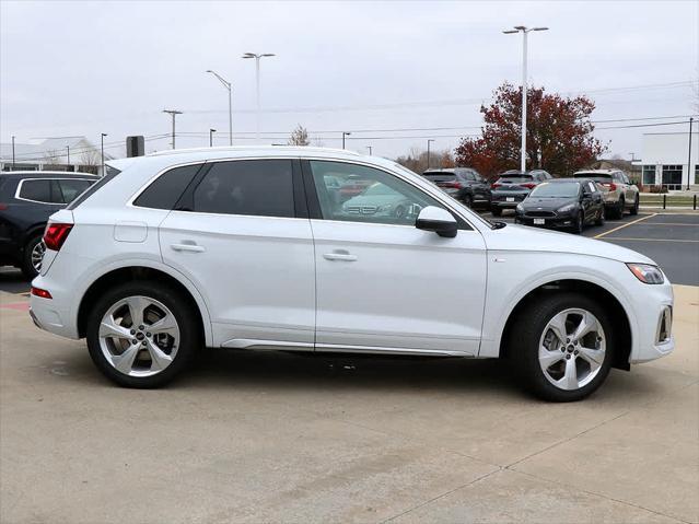 new 2025 Audi Q5 car, priced at $58,085