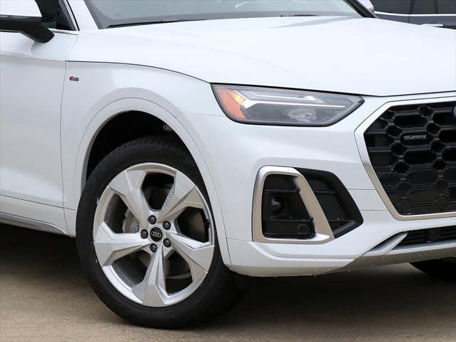 new 2025 Audi Q5 car, priced at $58,085