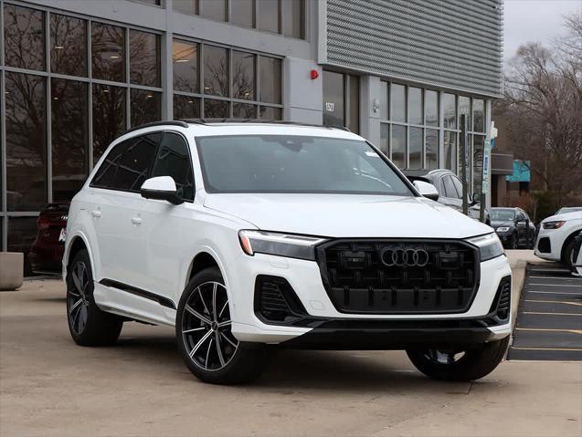 new 2025 Audi Q7 car, priced at $68,805