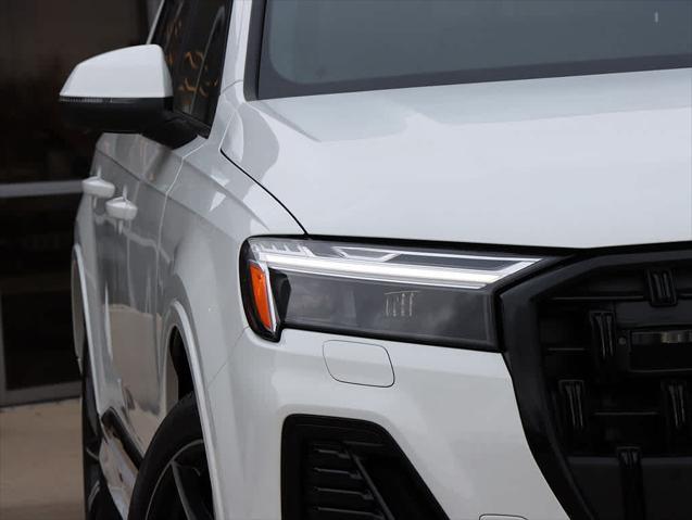 new 2025 Audi Q7 car, priced at $68,805