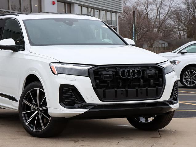 new 2025 Audi Q7 car, priced at $68,805