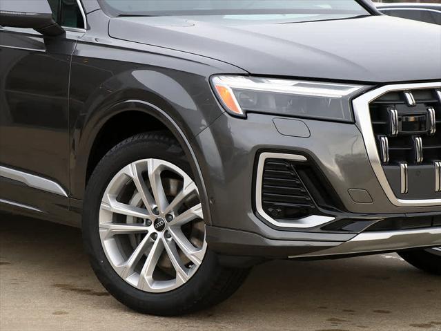 new 2025 Audi Q7 car, priced at $65,730