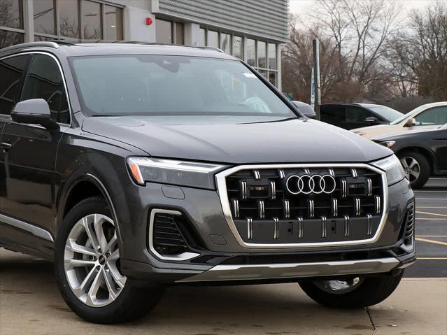 new 2025 Audi Q7 car, priced at $65,730