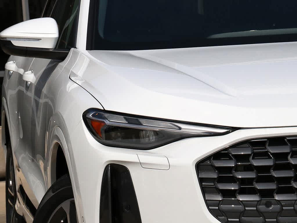 new 2025 Audi Q5 car, priced at $55,348