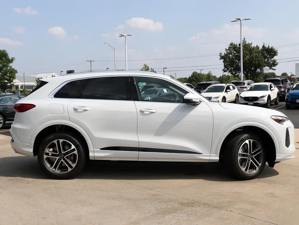 new 2025 Audi Q5 car, priced at $55,348