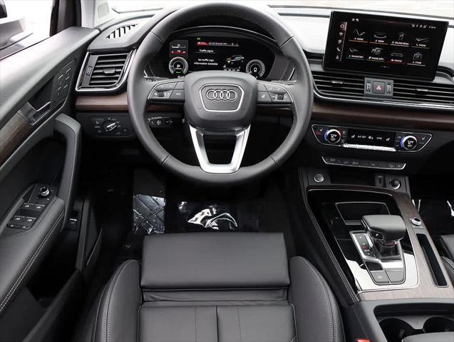 new 2025 Audi Q5 car, priced at $66,035