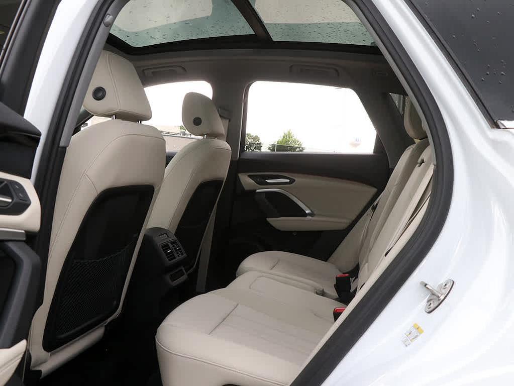 new 2025 Audi Q5 car, priced at $55,464