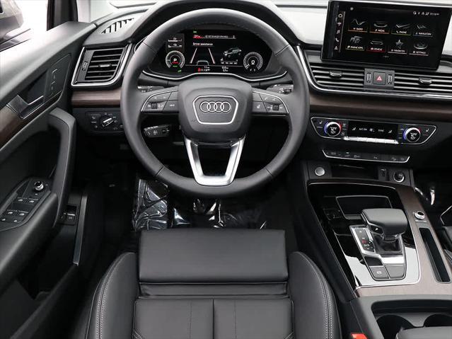 new 2025 Audi Q5 car, priced at $63,600