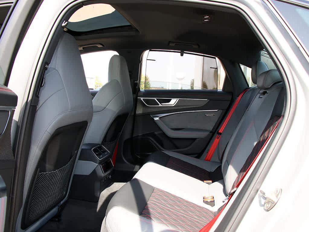 new 2025 Audi S6 car, priced at $91,157