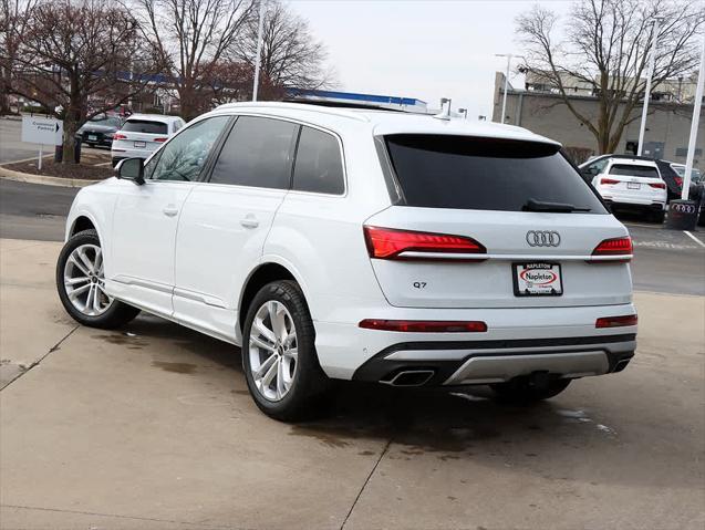 new 2025 Audi Q7 car, priced at $70,350