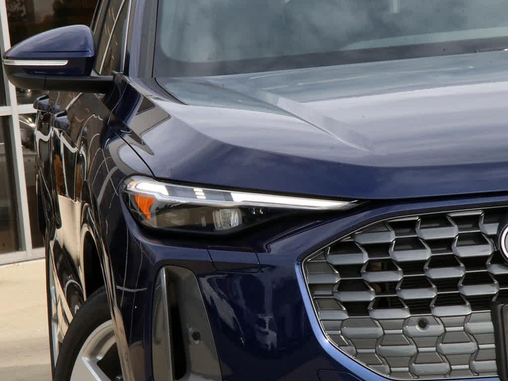 new 2025 Audi Q5 car, priced at $55,862