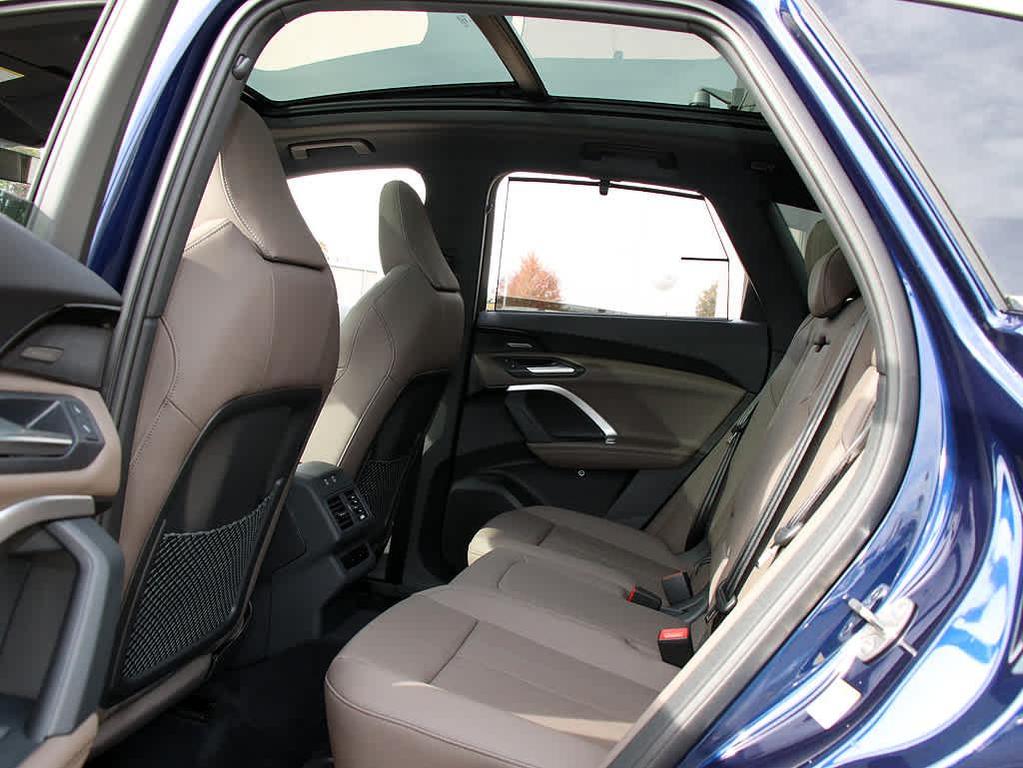 new 2025 Audi Q5 car, priced at $55,862