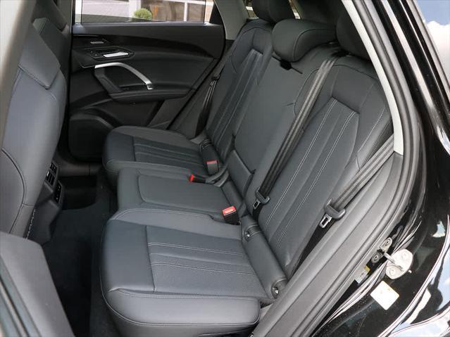 new 2025 Audi Q5 car, priced at $61,680
