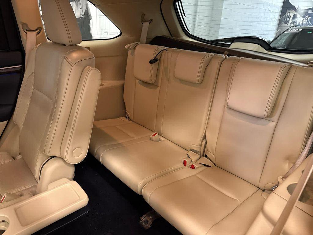 used 2014 Toyota Highlander car, priced at $13,991
