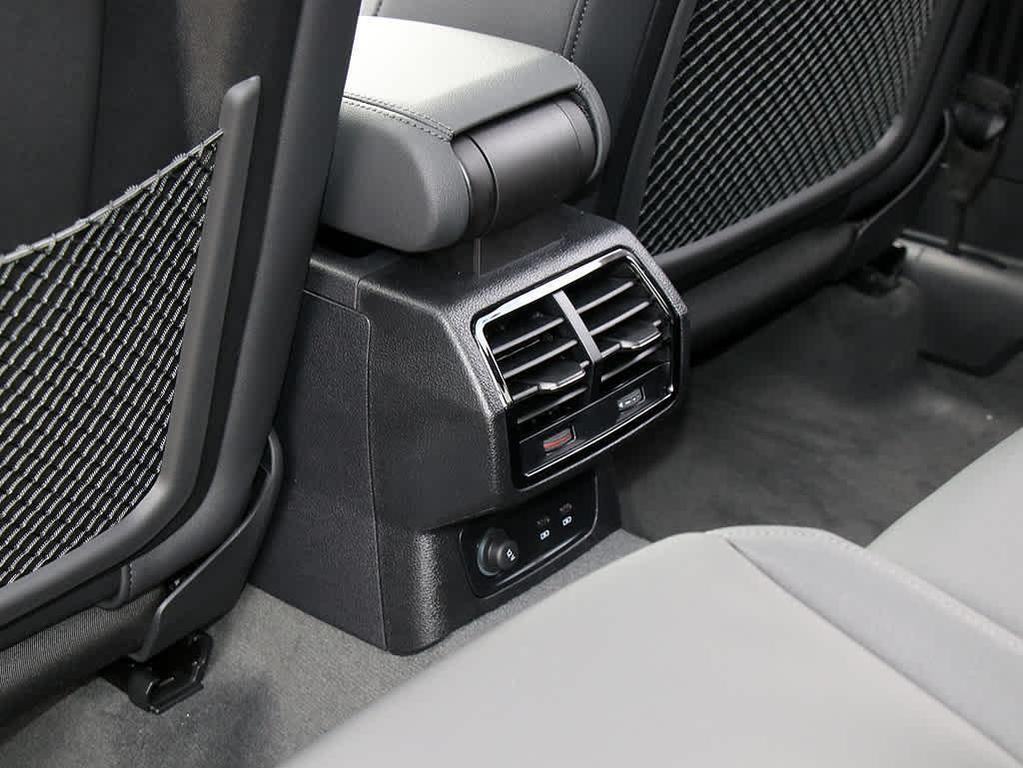 new 2025 Audi Q3 car, priced at $39,654