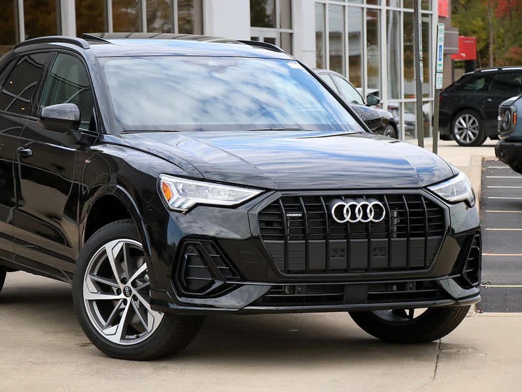 new 2025 Audi Q3 car, priced at $39,654