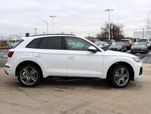 new 2025 Audi Q5 car, priced at $52,615