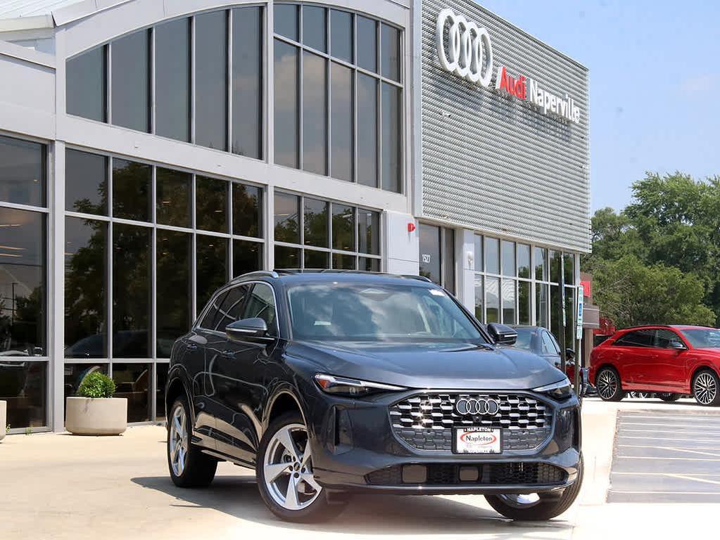 new 2025 Audi Q5 car, priced at $61,300