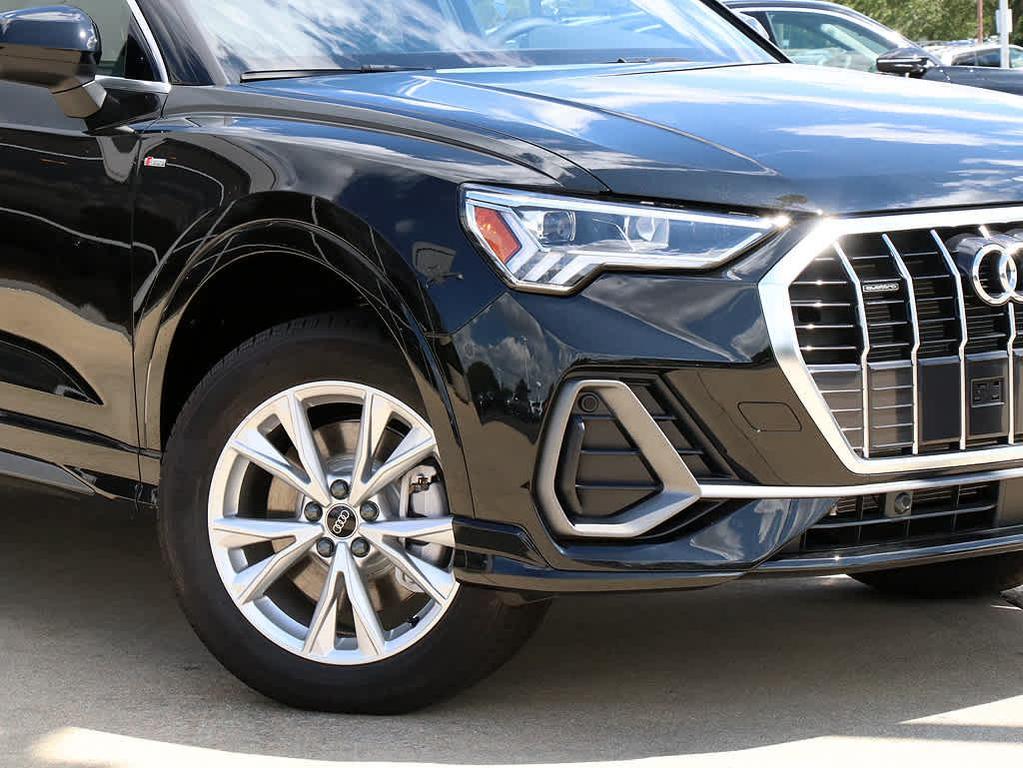 new 2025 Audi Q3 car, priced at $39,848