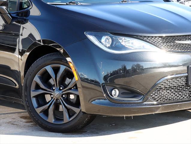 used 2019 Chrysler Pacifica car, priced at $17,991