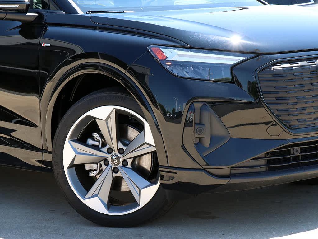 new 2025 Audi Q4 e-tron car, priced at $61,052