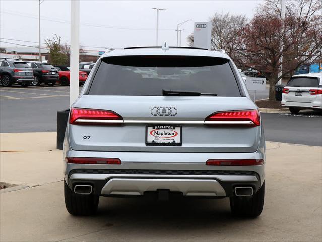 new 2025 Audi Q7 car, priced at $75,740