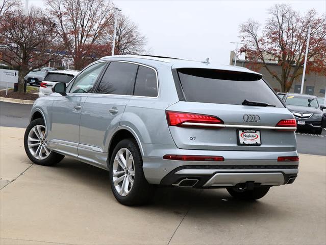 new 2025 Audi Q7 car, priced at $75,740