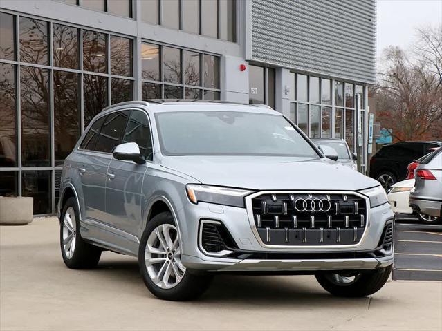 new 2025 Audi Q7 car, priced at $75,740