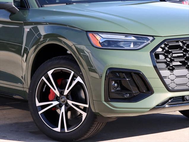 new 2025 Audi Q5 car, priced at $59,340