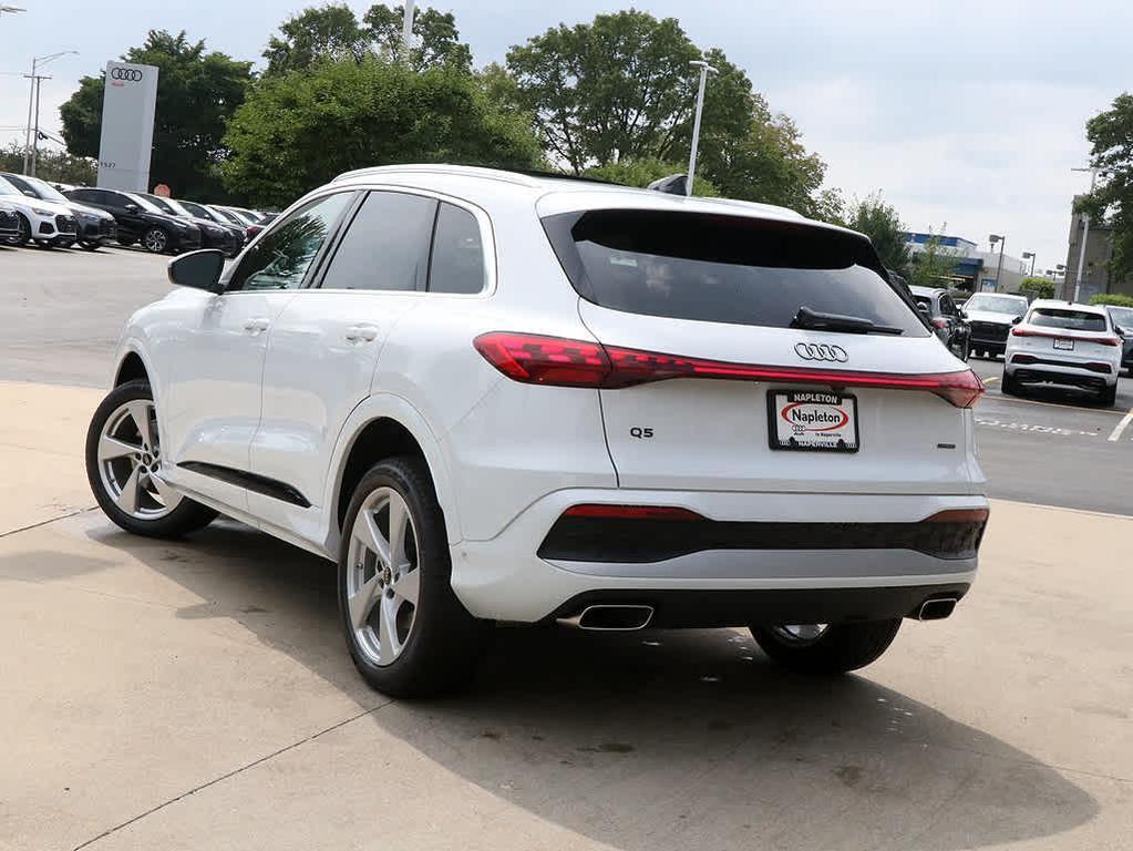 new 2025 Audi Q5 car, priced at $58,725