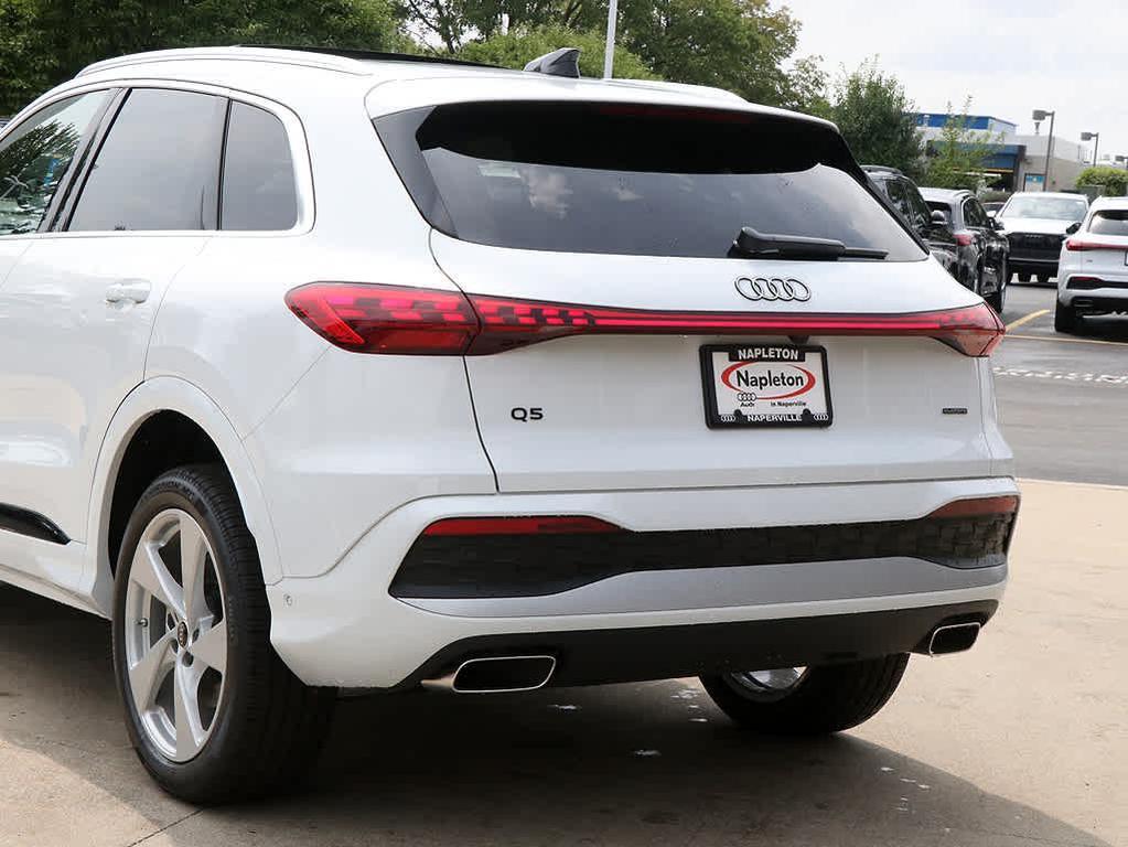 new 2025 Audi Q5 car, priced at $58,725