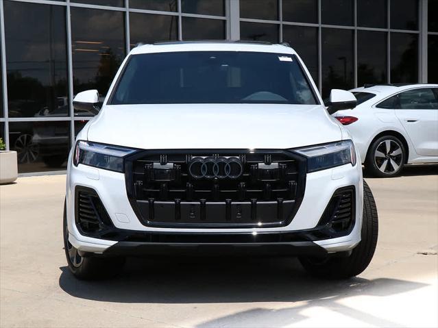 new 2025 Audi Q7 car, priced at $77,450