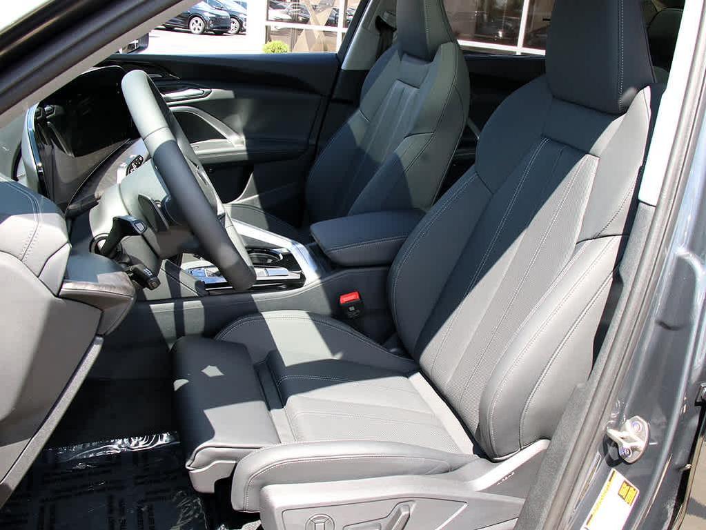new 2025 Audi Q5 car, priced at $59,348