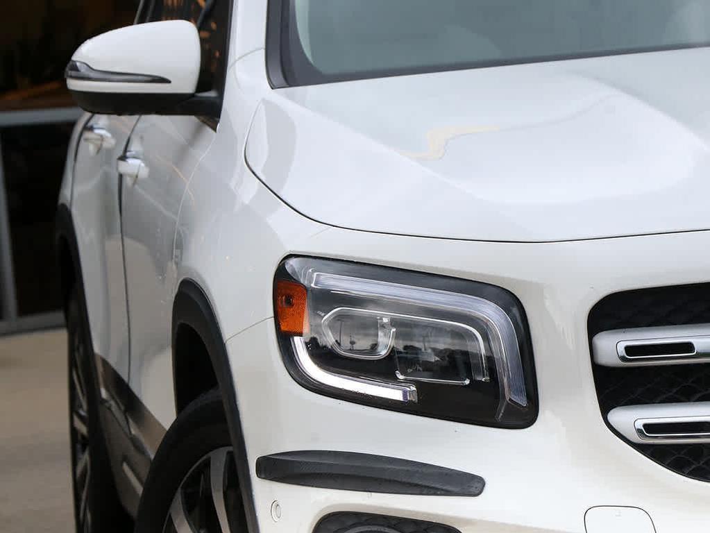 used 2021 Mercedes-Benz GLB 250 car, priced at $29,791