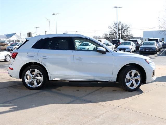 new 2025 Audi Q5 car, priced at $58,305