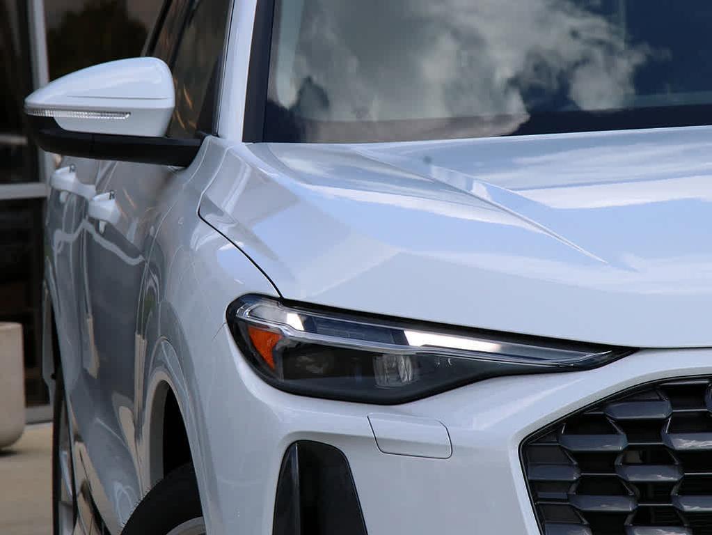 new 2025 Audi Q5 car, priced at $59,348