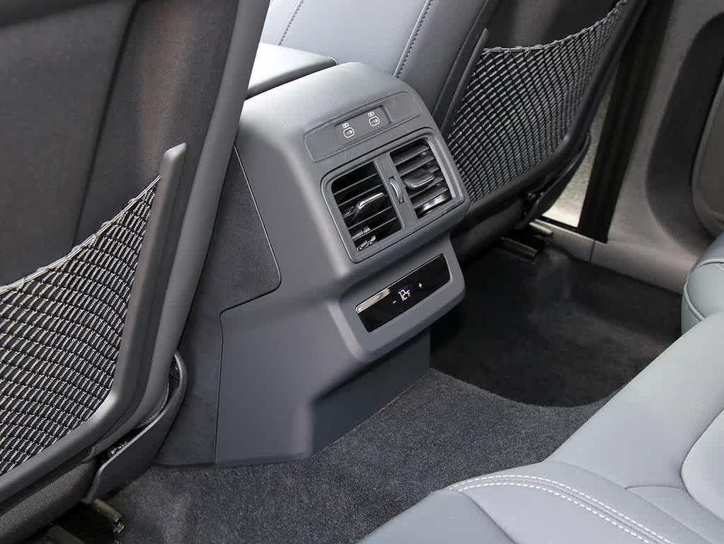 new 2025 Audi Q5 car, priced at $59,348