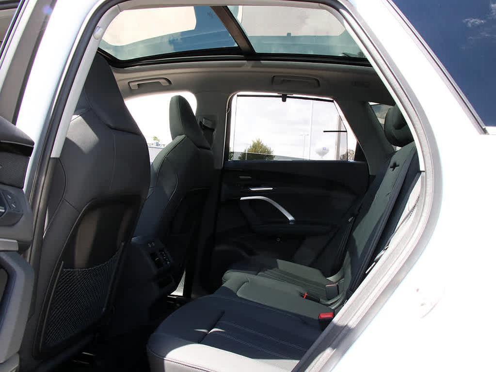 new 2025 Audi Q5 car, priced at $59,348