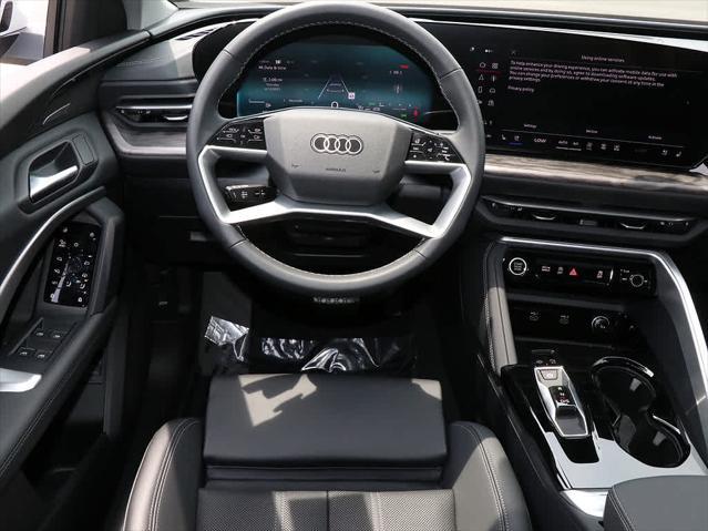new 2025 Audi Q5 car, priced at $60,175