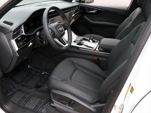 new 2025 Audi Q7 car, priced at $77,450