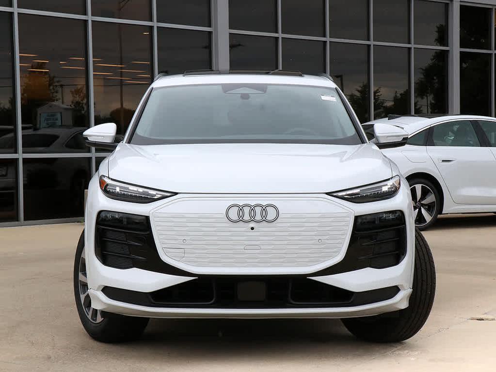 new 2025 Audi Q6 e-tron car, priced at $70,989