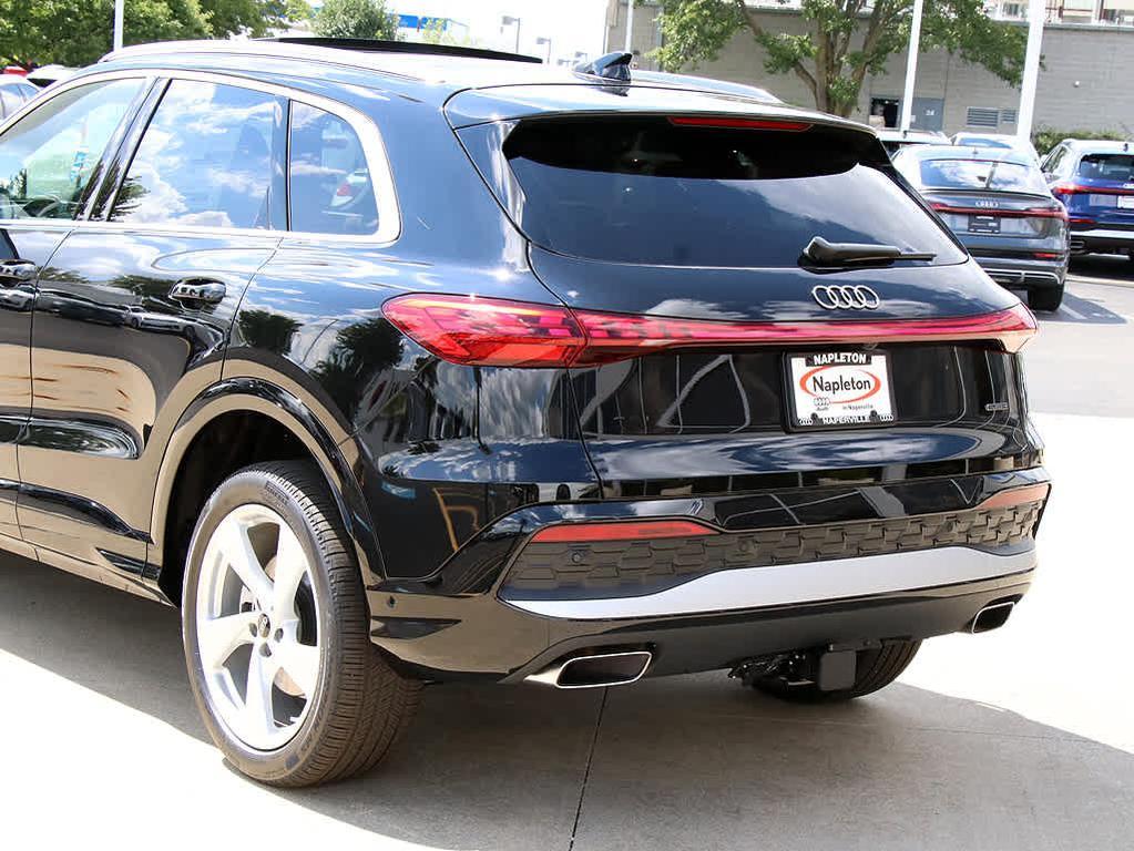 new 2025 Audi Q5 car, priced at $59,348