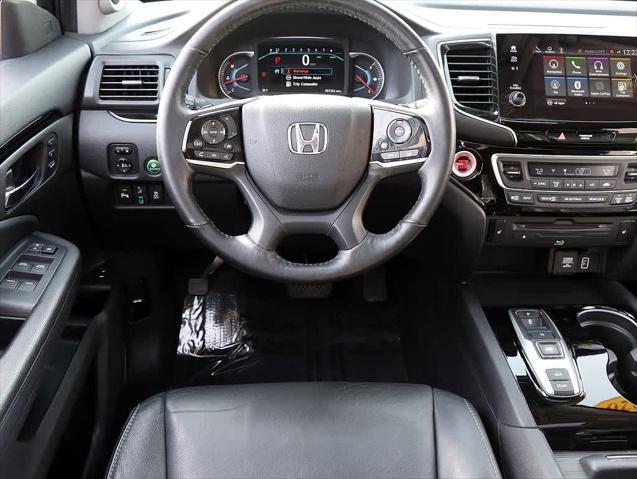 used 2020 Honda Pilot car, priced at $27,991