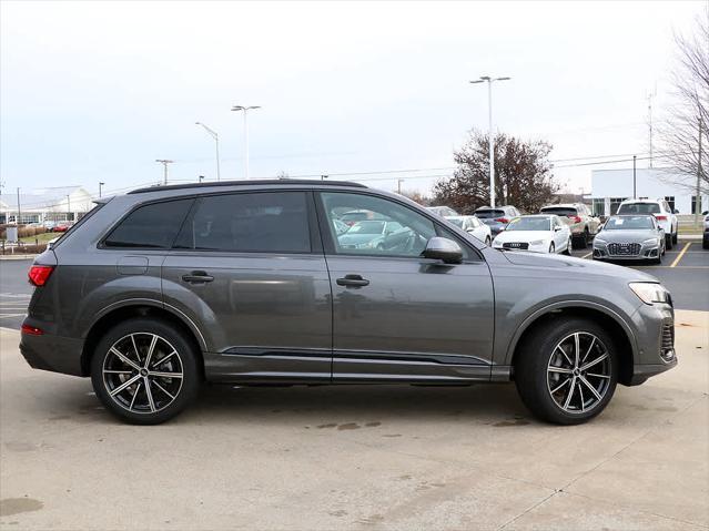 new 2025 Audi Q7 car, priced at $69,530