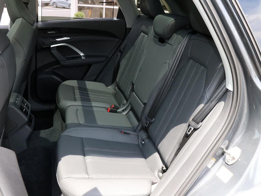 new 2025 Audi Q5 car, priced at $62,256