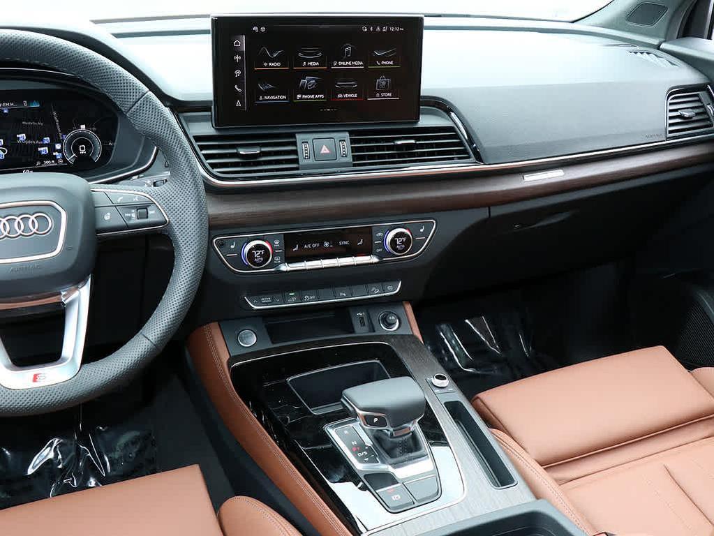 new 2025 Audi Q5 car, priced at $69,475